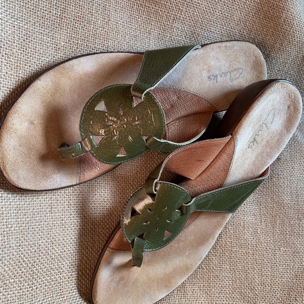 Clark’s flip flop